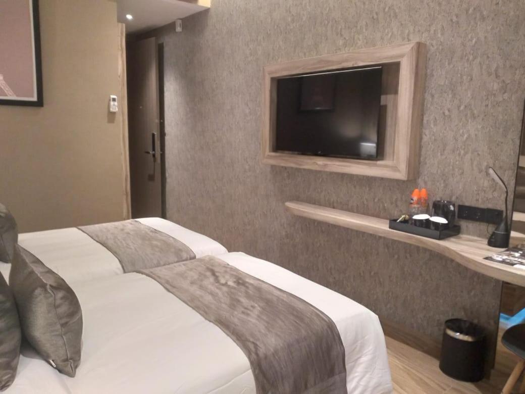 De Paris Hotel Medan Dış mekan fotoğraf