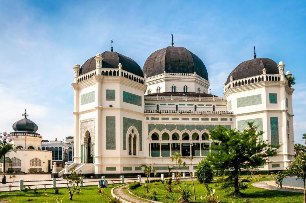 De Paris Hotel Medan Dış mekan fotoğraf