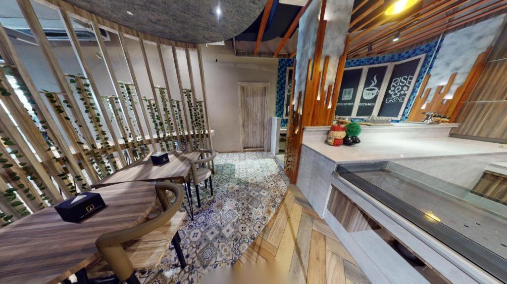 De Paris Hotel Medan Dış mekan fotoğraf